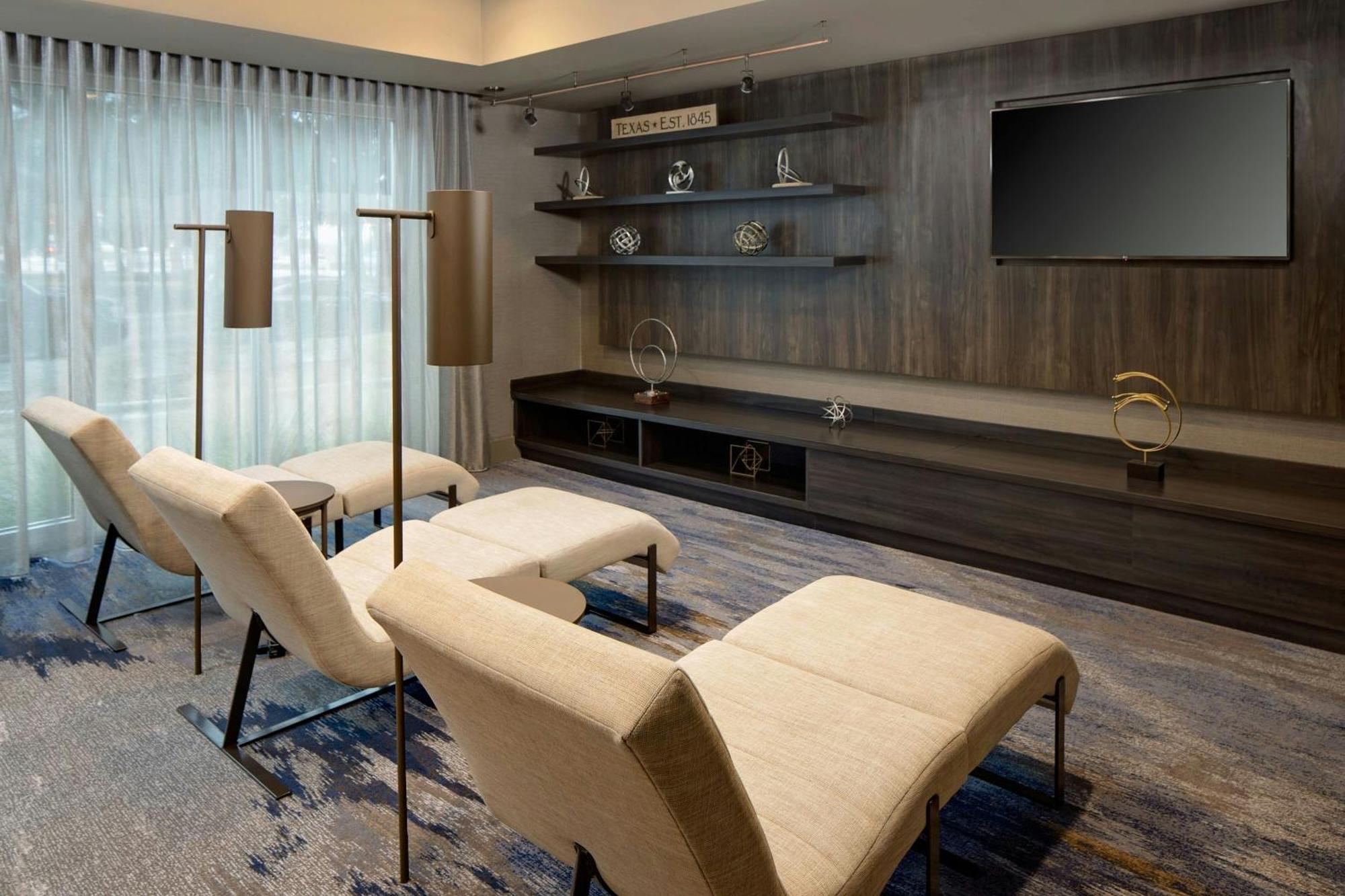 Courtyard By Marriott Dallas Downtown/Reunion District Esterno foto