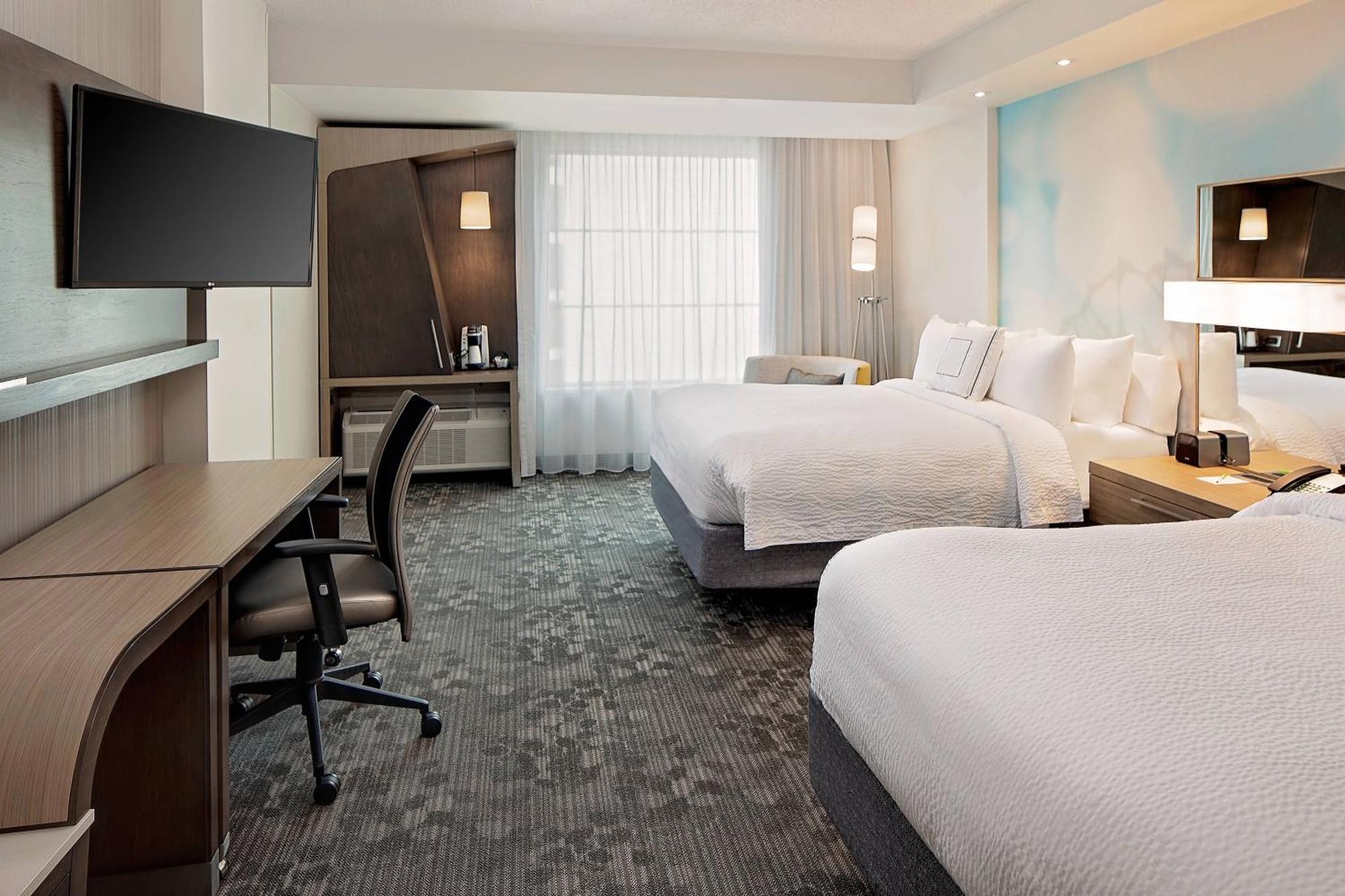 Courtyard By Marriott Dallas Downtown/Reunion District Esterno foto